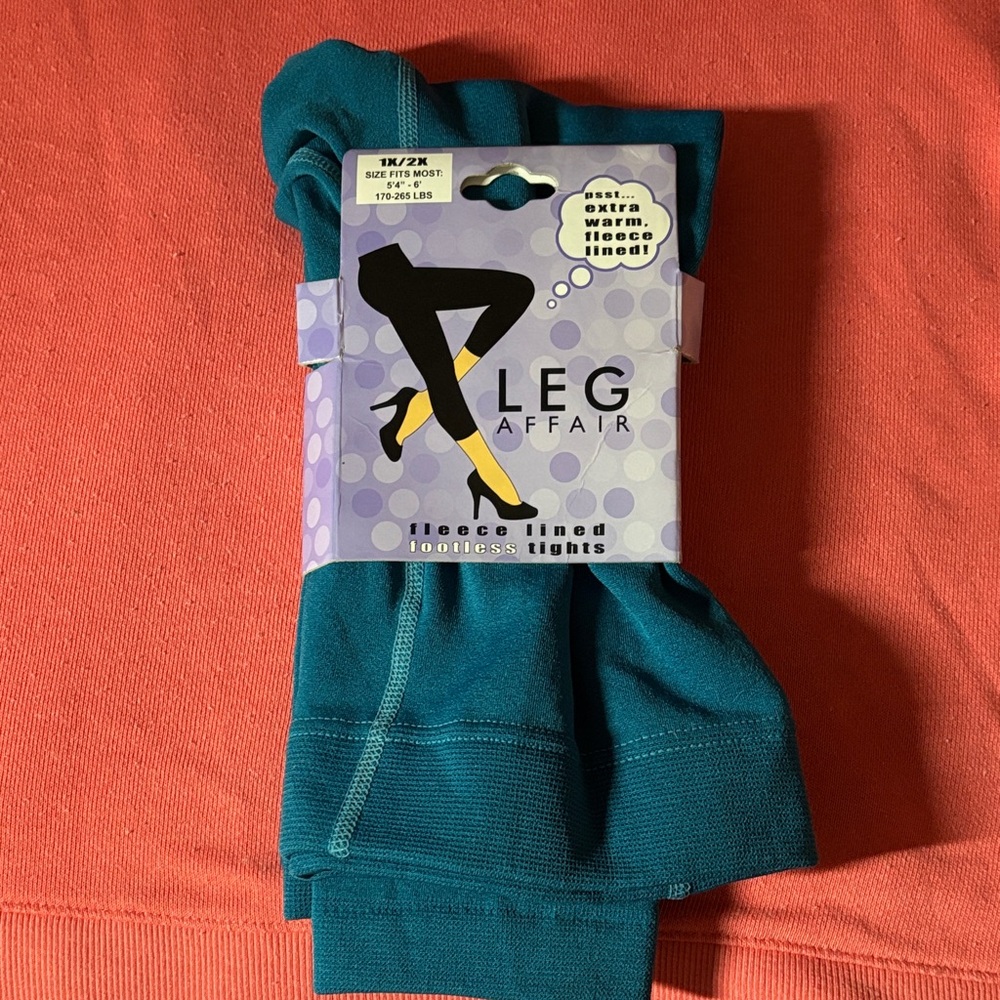 NWT Teal Fleece Lined Tights